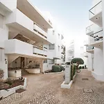 T2 Golden Club De * Tavira