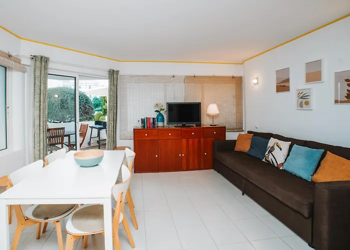 T2 Golden Club De Apartamento *