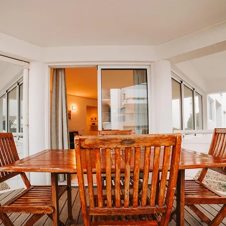 公寓 T2 Golden Club De 塔维拉